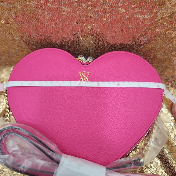 Victoria's Secret Barbiecore Pink Heart Adjustable Strap Crossbody Bag - Picture 9 of 9
